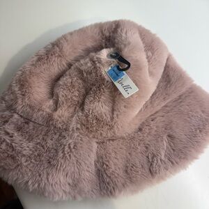Noelle Soft Pink Faux Fur Accessory
